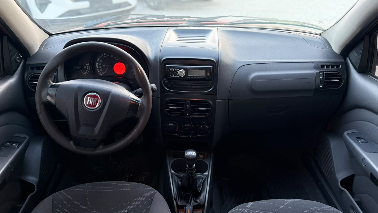 FIAT - STRADA  WORKING  1.4   CABINA DOBLE  - MANUAL  - 2015